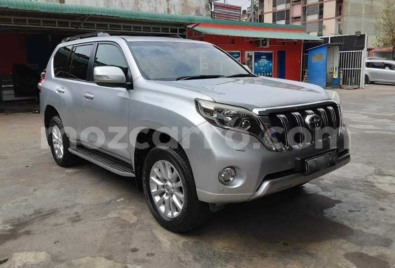 Big with watermark toyota land cruiser maputo maputo 13300