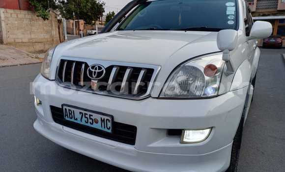 Comprar Usado Toyota Land Cruiser Branco Carro em Maputo em Maputo Comprar Usado Toyota Land Cruiser Branco Carro em Maputo em Maputo