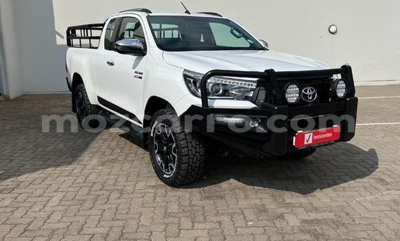 Comprar Usado Toyota Hilux Branco Carro em Maputo em Maputo Comprar Usado Toyota Hilux Branco Carro em Maputo em Maputo