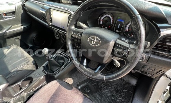 Comprar Usado Toyota Hilux Branco Carro em Maputo em Maputo Comprar Usado Toyota Hilux Branco Carro em Maputo em Maputo