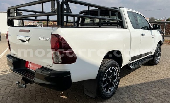 Comprar Usado Toyota Hilux Branco Carro em Maputo em Maputo Comprar Usado Toyota Hilux Branco Carro em Maputo em Maputo