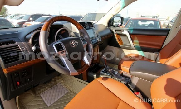 Comprar Importar Toyota Prado Branco Carro em Import - Dubai em Cabo Delgado Comprar Importar Toyota Prado Branco Carro em Import - Dubai em Cabo Delgado
