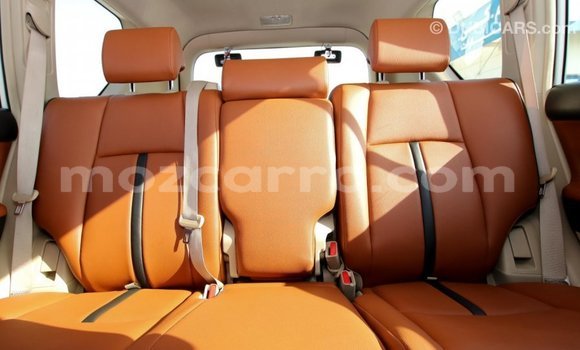 Comprar Importar Toyota Prado Branco Carro em Import - Dubai em Cabo Delgado Comprar Importar Toyota Prado Branco Carro em Import - Dubai em Cabo Delgado