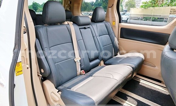 Comprar Usado Toyota Vellfire Branco Carro em Maputo em Maputo Comprar Usado Toyota Vellfire Branco Carro em Maputo em Maputo