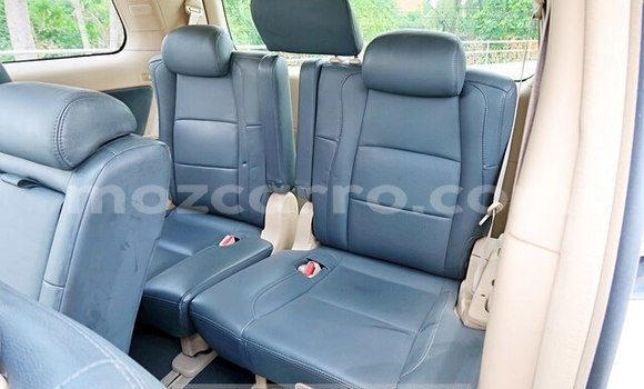 Comprar Usado Toyota Vellfire Branco Carro em Maputo em Maputo Comprar Usado Toyota Vellfire Branco Carro em Maputo em Maputo