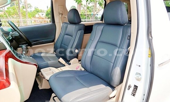 Comprar Usado Toyota Vellfire Branco Carro em Maputo em Maputo Comprar Usado Toyota Vellfire Branco Carro em Maputo em Maputo