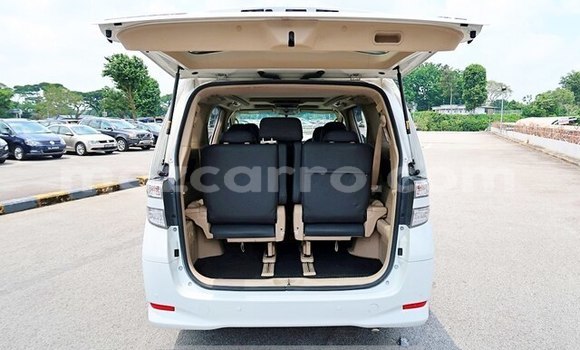 Comprar Usado Toyota Vellfire Branco Carro em Maputo em Maputo Comprar Usado Toyota Vellfire Branco Carro em Maputo em Maputo