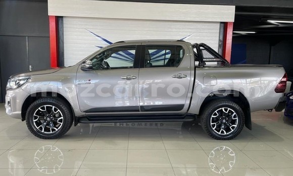 Comprar Usado Toyota Hilux Prata Carro em Maputo em Maputo Comprar Usado Toyota Hilux Prata Carro em Maputo em Maputo