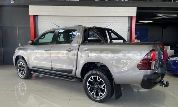 Comprar Usado Toyota Hilux Prata Carro em Maputo em Maputo Comprar Usado Toyota Hilux Prata Carro em Maputo em Maputo