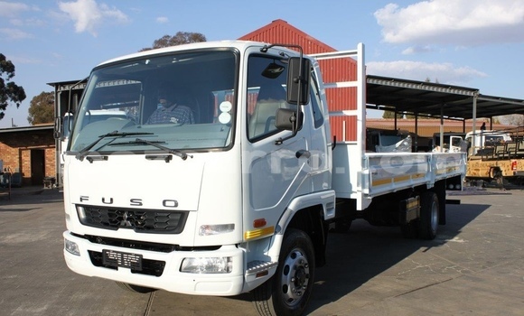 Comprar Usado Mitsubishi Van Branco Caminhão em Maputo em Maputo Comprar Usado Mitsubishi Van Branco Caminhão em Maputo em Maputo