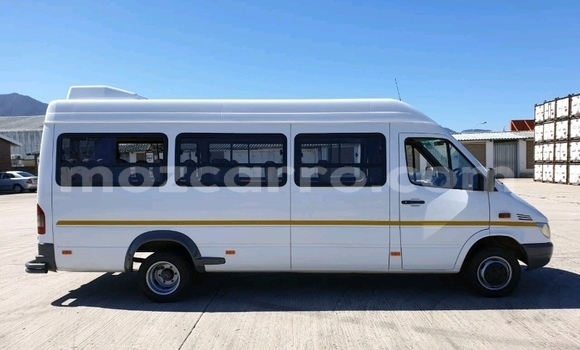 Comprar Usado Mercedes‒Benz Sprinter Branco Caminhão em Maputo em Maputo Comprar Usado Mercedes‒Benz Sprinter Branco Caminhão em Maputo em Maputo