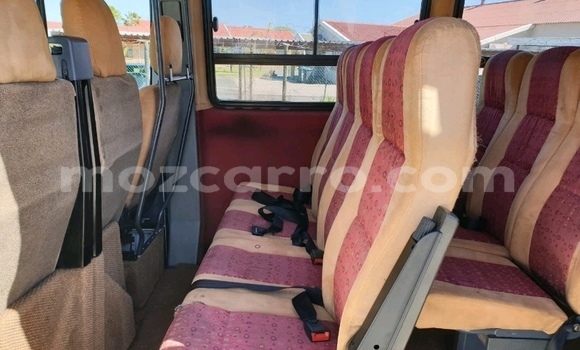 Comprar Usado Mercedes‒Benz Sprinter Branco Caminhão em Maputo em Maputo Comprar Usado Mercedes‒Benz Sprinter Branco Caminhão em Maputo em Maputo