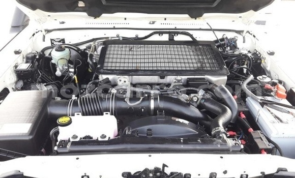 Buy Used Toyota Land Cruiser White Car in Maputo in Maputo Buy Used Toyota Land Cruiser White Car in Maputo in Maputo