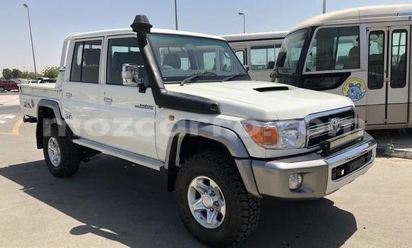 Buy Used Toyota Land Cruiser White Car in Maputo in Maputo Buy Used Toyota Land Cruiser White Car in Maputo in Maputo