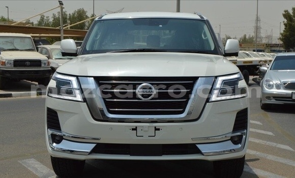 Nunua Ilio tumika Nissan Patrol Nyeupe Gari ndani ya Maputo nchini Maputo Nunua Ilio tumika Nissan Patrol Nyeupe Gari ndani ya Maputo nchini Maputo