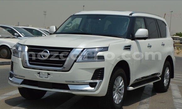 Nunua Ilio tumika Nissan Patrol Nyeupe Gari ndani ya Maputo nchini Maputo Nunua Ilio tumika Nissan Patrol Nyeupe Gari ndani ya Maputo nchini Maputo