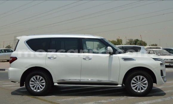 Nunua Ilio tumika Nissan Patrol Nyeupe Gari ndani ya Maputo nchini Maputo Nunua Ilio tumika Nissan Patrol Nyeupe Gari ndani ya Maputo nchini Maputo