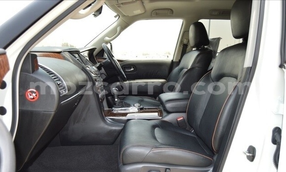 Nunua Ilio tumika Nissan Patrol Nyeupe Gari ndani ya Maputo nchini Maputo Nunua Ilio tumika Nissan Patrol Nyeupe Gari ndani ya Maputo nchini Maputo