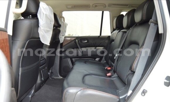 Nunua Ilio tumika Nissan Patrol Nyeupe Gari ndani ya Maputo nchini Maputo Nunua Ilio tumika Nissan Patrol Nyeupe Gari ndani ya Maputo nchini Maputo