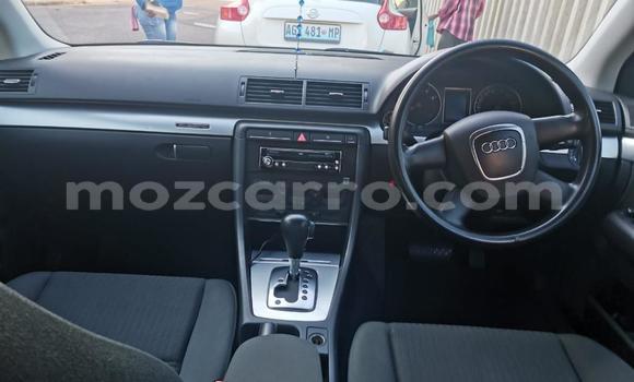 Nunua Ilio tumika Audi A4 Nyeusi Gari ndani ya Maputo nchini Maputo Nunua Ilio tumika Audi A4 Nyeusi Gari ndani ya Maputo nchini Maputo