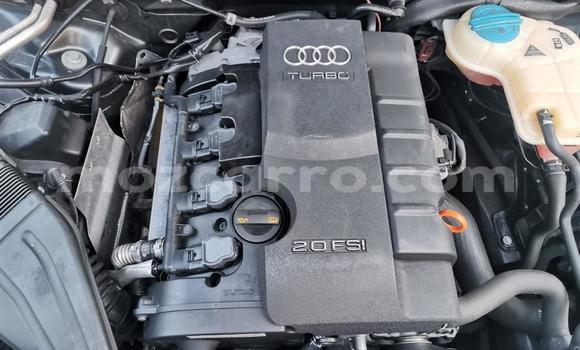 Nunua Ilio tumika Audi A4 Nyeusi Gari ndani ya Maputo nchini Maputo Nunua Ilio tumika Audi A4 Nyeusi Gari ndani ya Maputo nchini Maputo