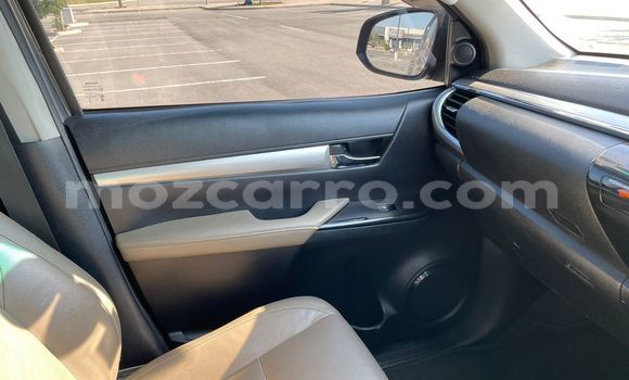 Nunua Ilio tumika Toyota Hiluxe Revo Nyeusi Gari ndani ya Maputo nchini Maputo Nunua Ilio tumika Toyota Hiluxe Revo Nyeusi Gari ndani ya Maputo nchini Maputo