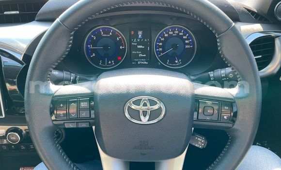 Nunua Ilio tumika Toyota Hiluxe Revo Nyeusi Gari ndani ya Maputo nchini Maputo Nunua Ilio tumika Toyota Hiluxe Revo Nyeusi Gari ndani ya Maputo nchini Maputo