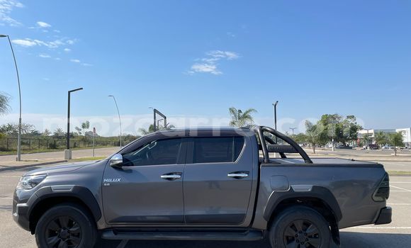 Nunua Ilio tumika Toyota Hiluxe Revo Nyeusi Gari ndani ya Maputo nchini Maputo Nunua Ilio tumika Toyota Hiluxe Revo Nyeusi Gari ndani ya Maputo nchini Maputo