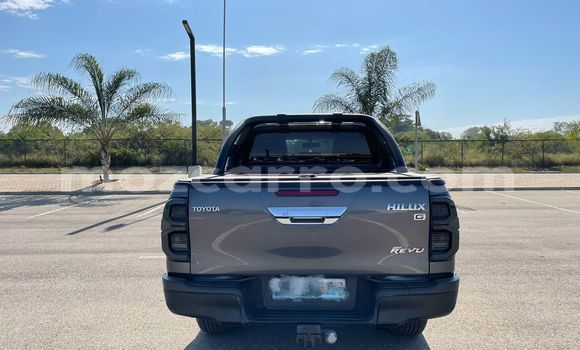 Nunua Ilio tumika Toyota Hiluxe Revo Nyeusi Gari ndani ya Maputo nchini Maputo Nunua Ilio tumika Toyota Hiluxe Revo Nyeusi Gari ndani ya Maputo nchini Maputo