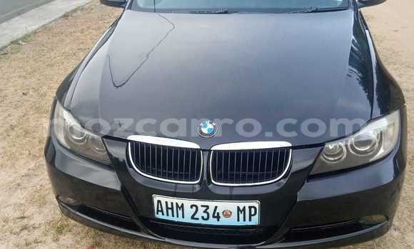 Nunua Ilio tumika BMW 3-Series Nyeusi Gari ndani ya Maputo nchini Maputo
