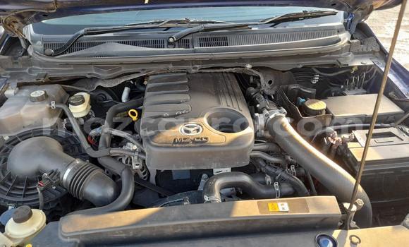 Nunua Ilio tumika Mazda BT-50 Bluu Gari ndani ya Maputo nchini Maputo Nunua Ilio tumika Mazda BT-50 Bluu Gari ndani ya Maputo nchini Maputo