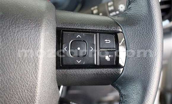 Comprar Usado Toyota Hilux Branco Carro em Maputo em Maputo Comprar Usado Toyota Hilux Branco Carro em Maputo em Maputo