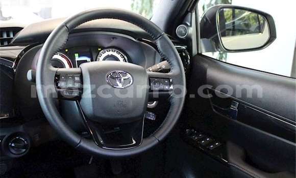 Comprar Usado Toyota Hilux Branco Carro em Maputo em Maputo Comprar Usado Toyota Hilux Branco Carro em Maputo em Maputo