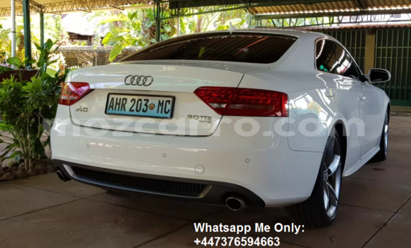 Comprar Usado Audi A5 Branco Carro em Maputo em Maputo Comprar Usado Audi A5 Branco Carro em Maputo em Maputo