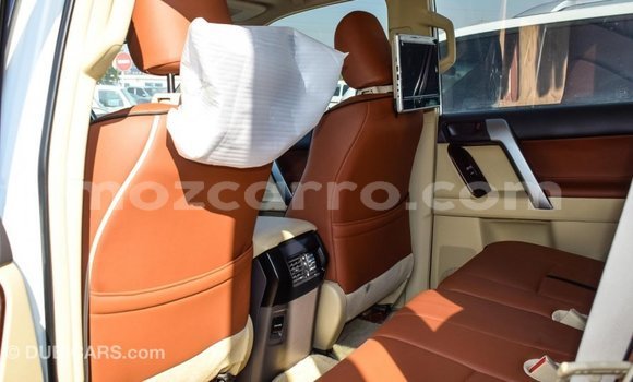 Comprar Importar Toyota Prado Branco Carro em Import - Dubai em Cabo Delgado Comprar Importar Toyota Prado Branco Carro em Import - Dubai em Cabo Delgado