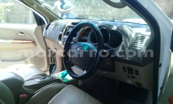 Comprar Usado Toyota Fortuner Branco Carro em Maputo em Maputo Comprar Usado Toyota Fortuner Branco Carro em Maputo em Maputo