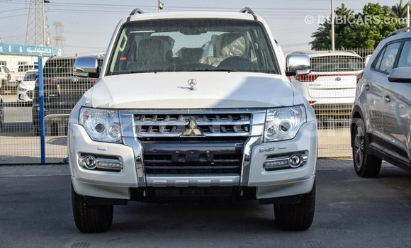 Comprar Importar Mitsubishi Pajero Branco Carro em Import - Dubai em Cabo Delgado Comprar Importar Mitsubishi Pajero Branco Carro em Import - Dubai em Cabo Delgado