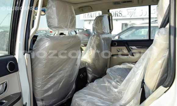 Comprar Importar Mitsubishi Pajero Branco Carro em Import - Dubai em Cabo Delgado Comprar Importar Mitsubishi Pajero Branco Carro em Import - Dubai em Cabo Delgado