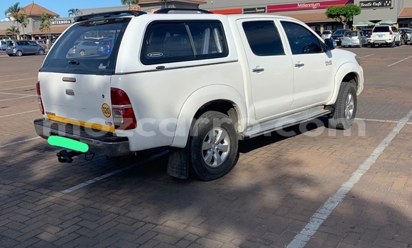 Comprar Usado Toyota Hilux Branco Carro em Maputo em Maputo Comprar Usado Toyota Hilux Branco Carro em Maputo em Maputo