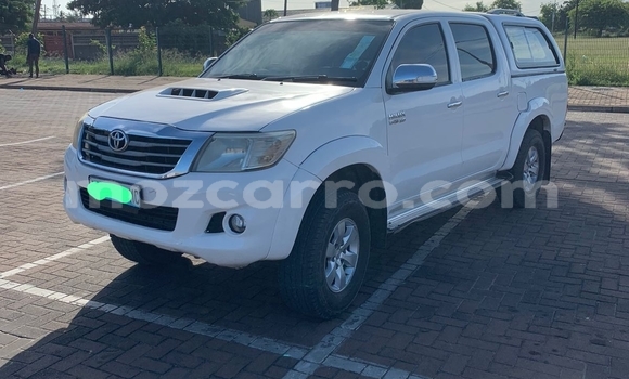 Comprar Usado Toyota Hilux Branco Carro em Maputo em Maputo Comprar Usado Toyota Hilux Branco Carro em Maputo em Maputo