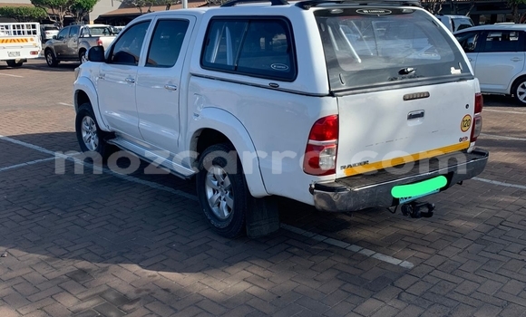 Comprar Usado Toyota Hilux Branco Carro em Maputo em Maputo Comprar Usado Toyota Hilux Branco Carro em Maputo em Maputo