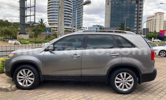 Comprar Usado Kia Sorento Prata Carro em Maputo em Maputo Comprar Usado Kia Sorento Prata Carro em Maputo em Maputo