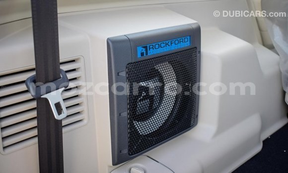 Comprar Importar Mitsubishi Pajero Branco Carro em Import - Dubai em Cabo Delgado Comprar Importar Mitsubishi Pajero Branco Carro em Import - Dubai em Cabo Delgado