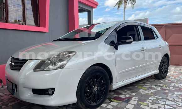 Comprar Usado Toyota Blade Branco Carro em Maputo em Maputo Comprar Usado Toyota Blade Branco Carro em Maputo em Maputo