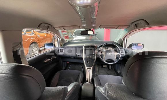 Comprar Usado Toyota Blade Branco Carro em Maputo em Maputo Comprar Usado Toyota Blade Branco Carro em Maputo em Maputo