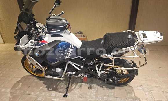 Comprar Usado BMW R1200GS Adventure Azul Moto em Maputo em Maputo