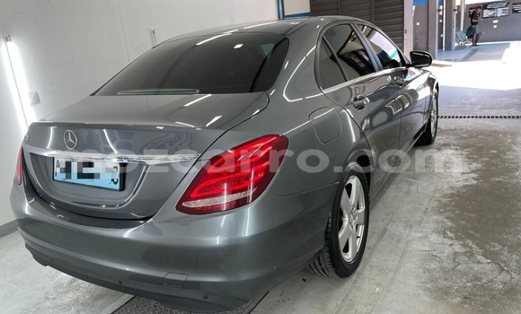 Comprar Usado Mercedes-Benz C-Classe De outros Carro em Maputo em Maputo Comprar Usado Mercedes-Benz C-Classe De outros Carro em Maputo em Maputo
