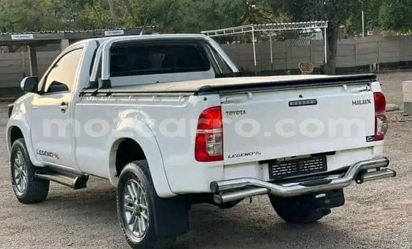 Comprar Usado Toyota Hilux Branco Carro em Maputo em Maputo Comprar Usado Toyota Hilux Branco Carro em Maputo em Maputo