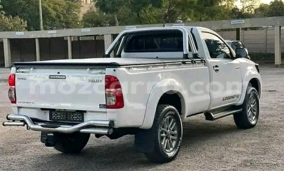 Comprar Usado Toyota Hilux Branco Carro em Maputo em Maputo Comprar Usado Toyota Hilux Branco Carro em Maputo em Maputo