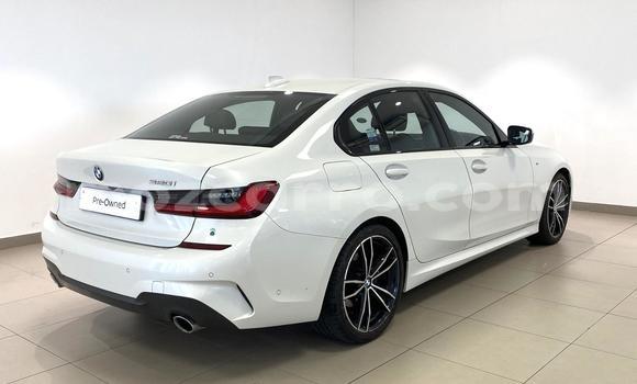 Nunua Ilio tumika BMW 3-Series Nyeupe Gari ndani ya Maputo nchini Maputo Nunua Ilio tumika BMW 3-Series Nyeupe Gari ndani ya Maputo nchini Maputo